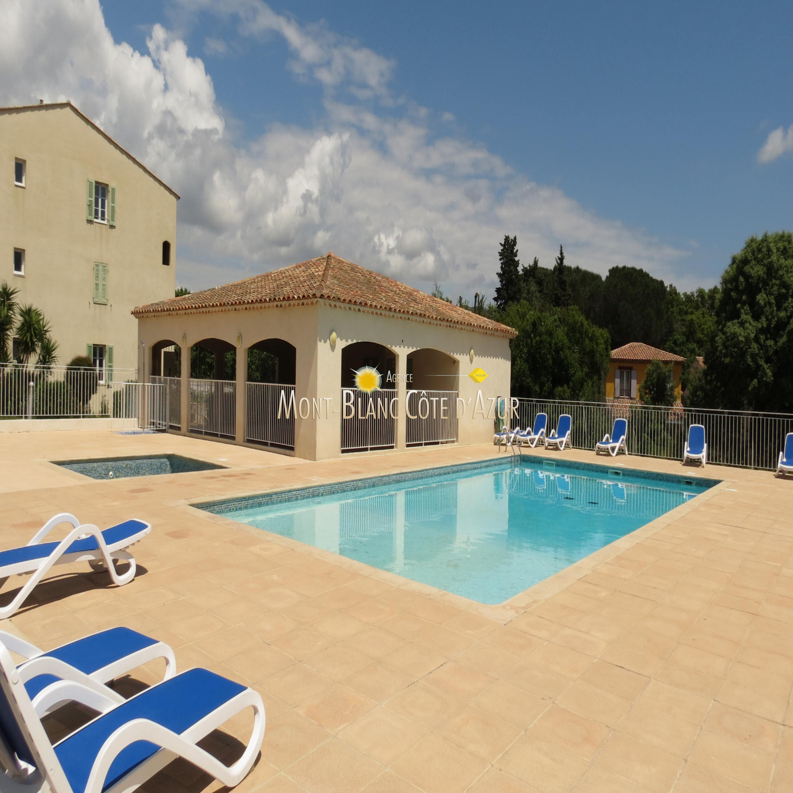 Maison à Vendre Plan-de-la-tour Le Bon Coin vente Bel appartement 2 pièces en centre ville et au calme avec parking