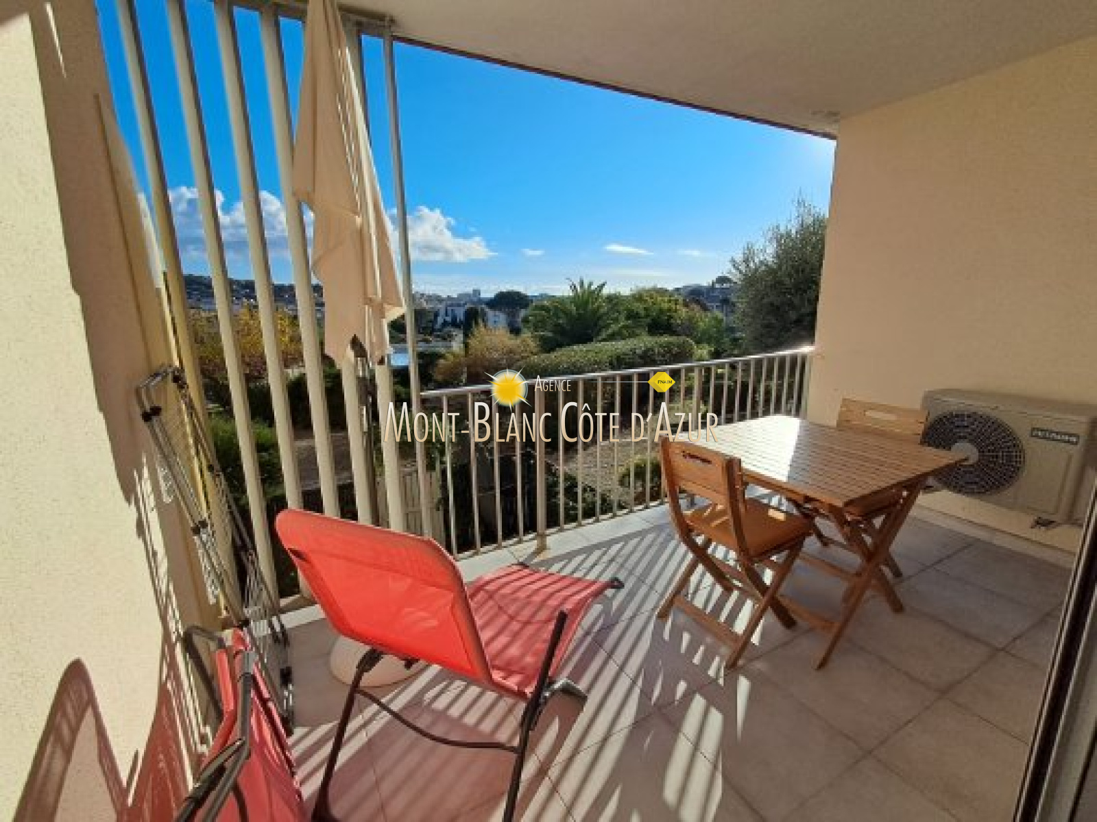 Image_1, Studio, Sainte-Maxime, ref :1192