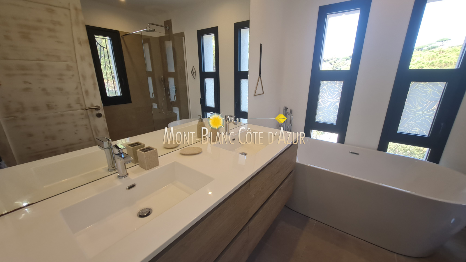 Image_30, Villa, Sainte-Maxime, ref :VILL 1106