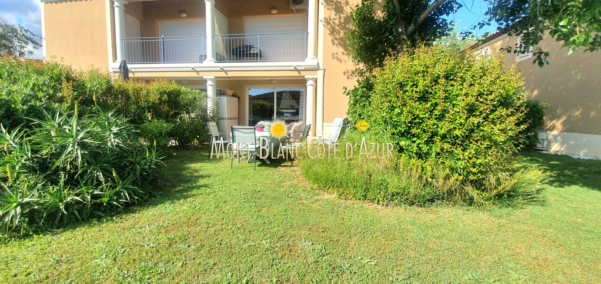 Agence immobilière de AGENCE MONT BLANC CÔTE D AZUR