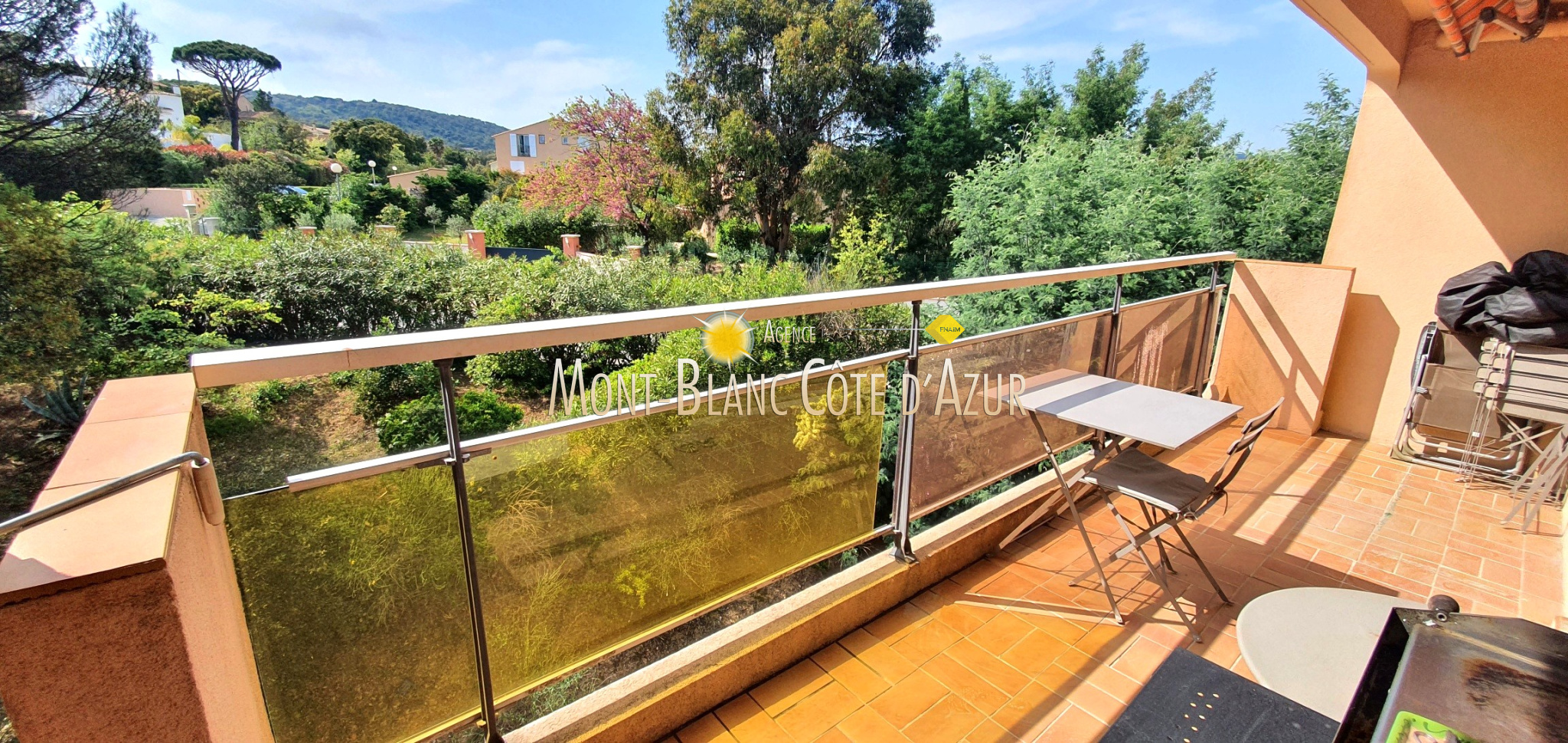 Agence immobilière de AGENCE MONT BLANC CÔTE D AZUR