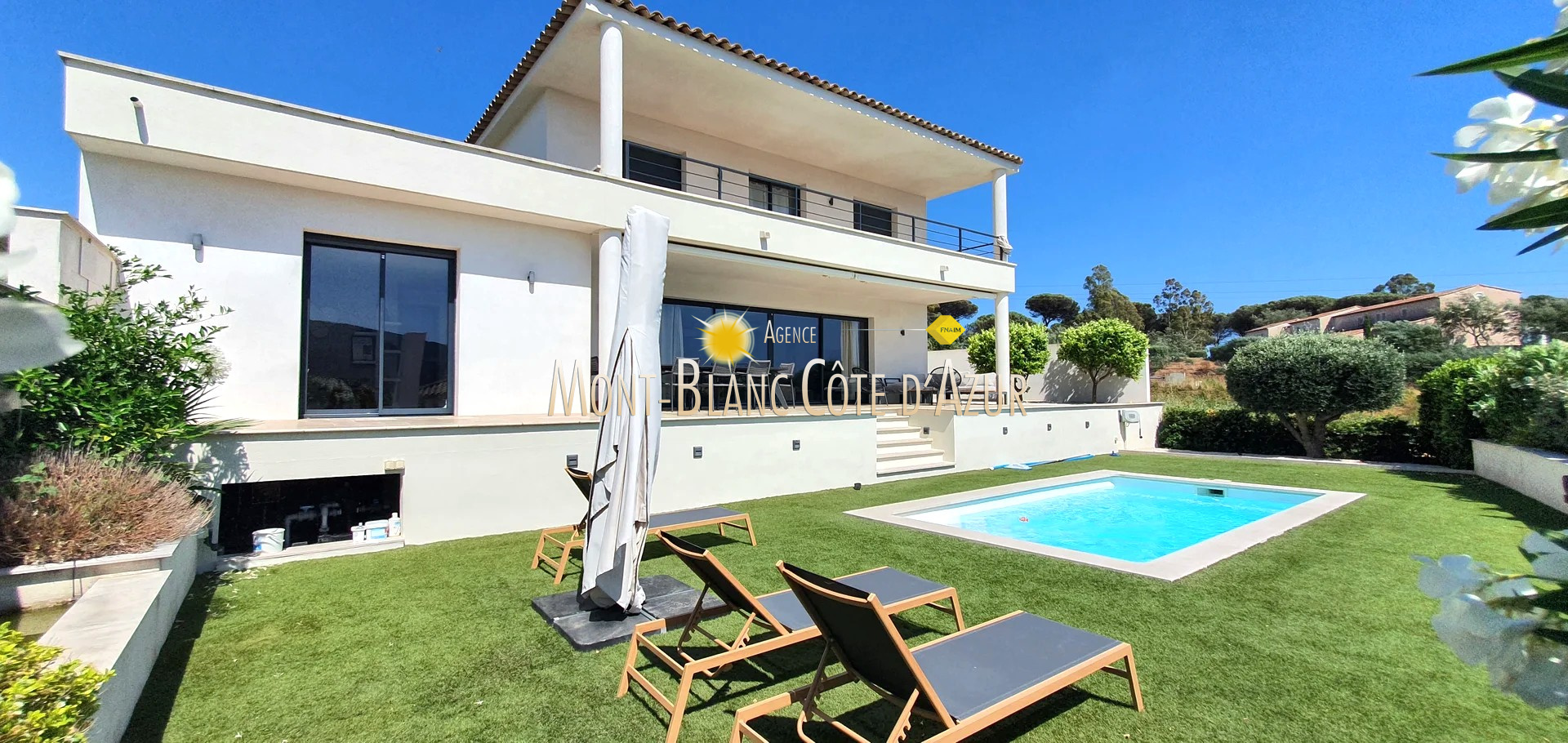 Agence immobilière de AGENCE MONT BLANC CÔTE D AZUR