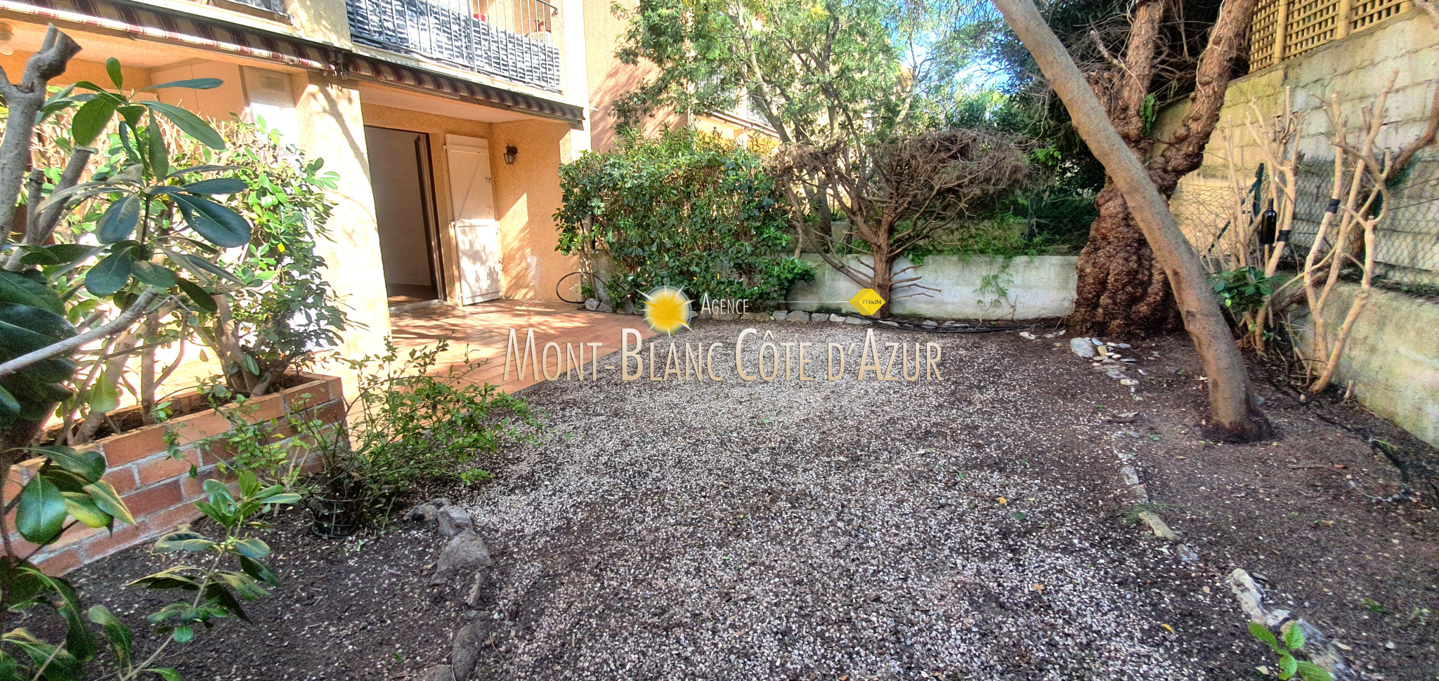 Agence immobilière de AGENCE MONT BLANC CÔTE D AZUR